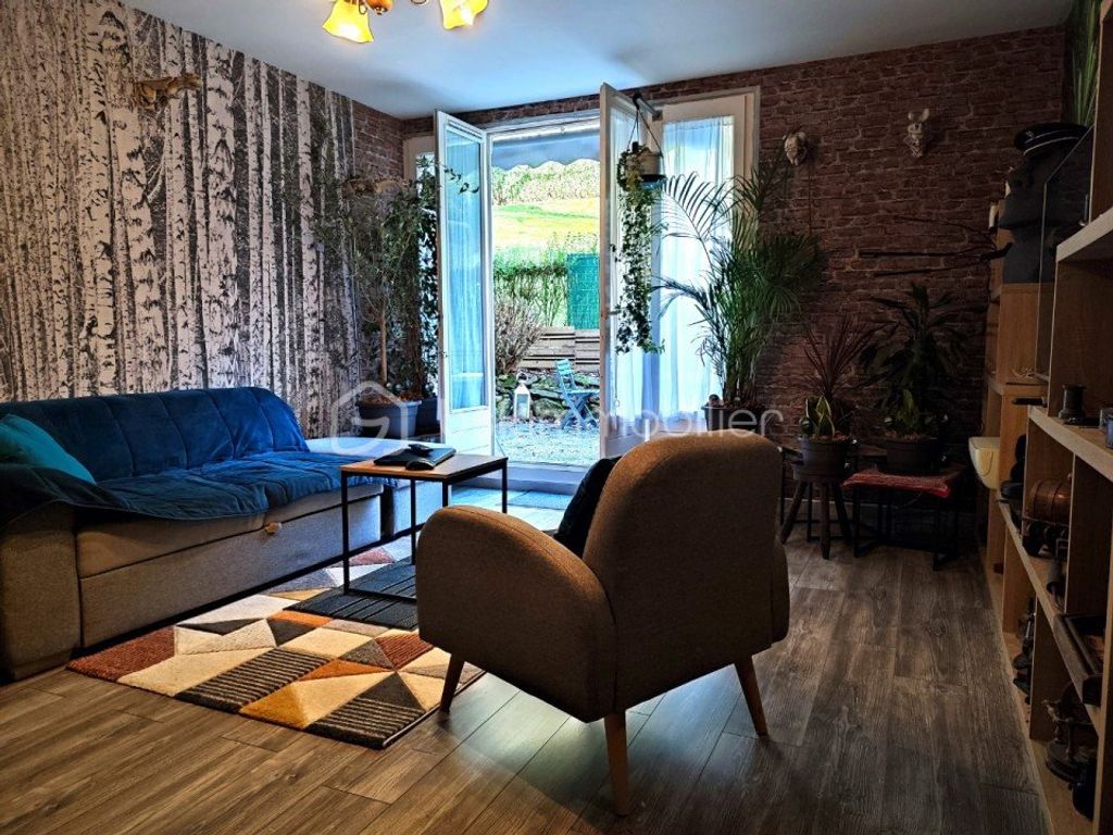 Achat appartement à vendre 2 pièces 50 m² - Bagnoles-de-l'Orne-Normandie
