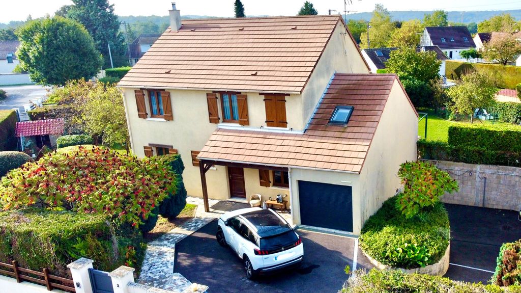 Achat maison à vendre 5 chambres 163 m² - Armentières-en-Brie