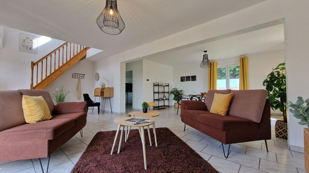 Achat maison à vendre 4 chambres 146 m² - Soissons