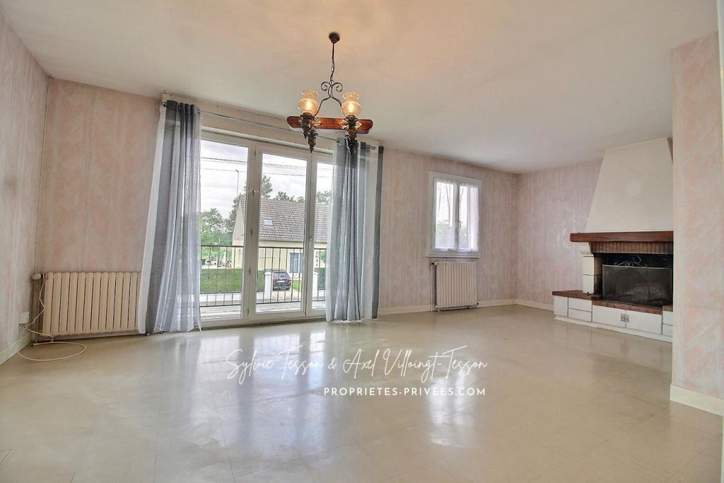 Achat maison à vendre 4 chambres 89 m² - Chevilly