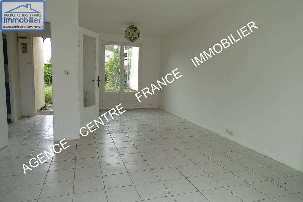 Achat maison à vendre 3 chambres 83 m² - Bourges