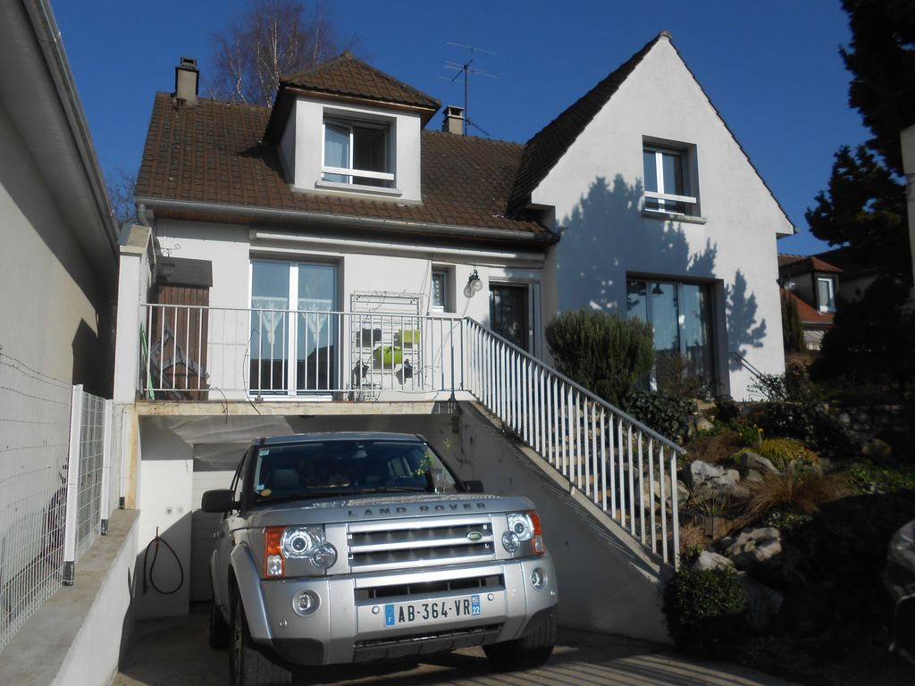 Achat maison à vendre 4 chambres 150 m² - Ormesson-sur-Marne
