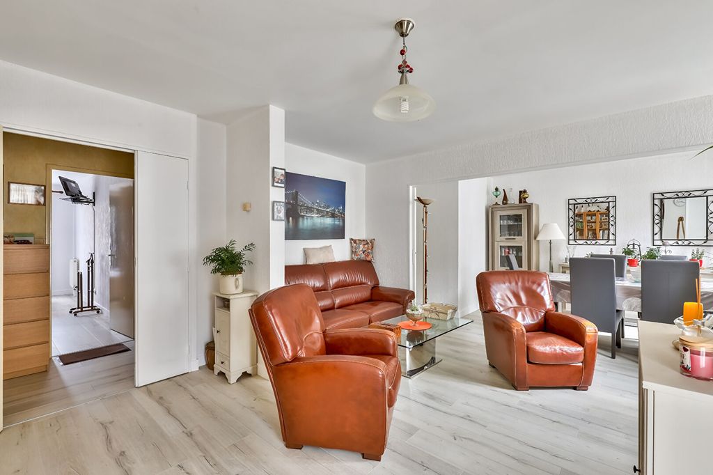 Achat appartement à vendre 5 pièces 96 m² - Clamart