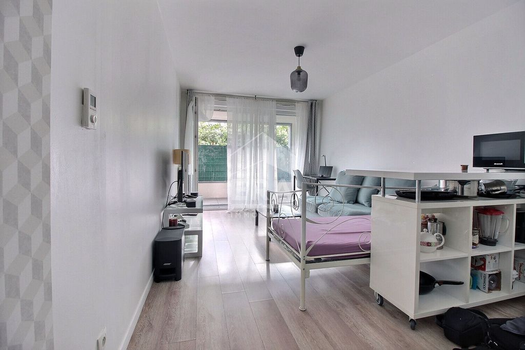 Achat studio à vendre 28 m² - Saint-Ouen