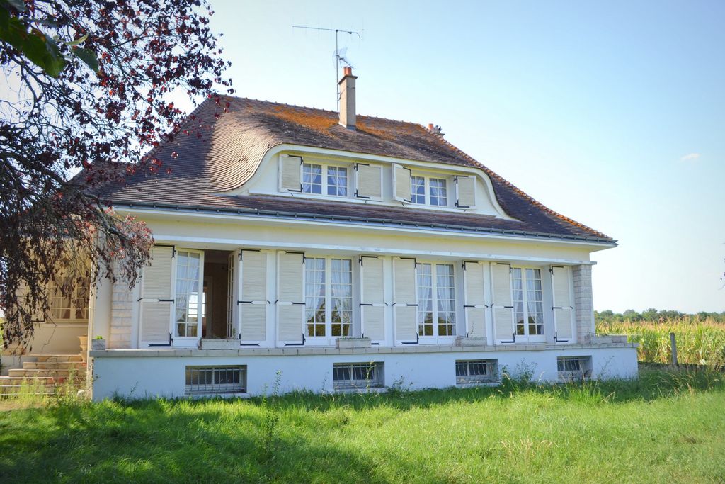 Achat maison à vendre 4 chambres 147 m² - Saint-Rémy-sur-Creuse