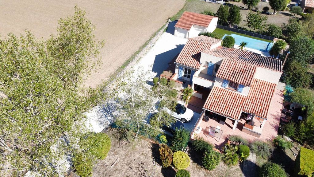 Achat maison à vendre 4 chambres 186 m² - Castelnau-de-Lévis