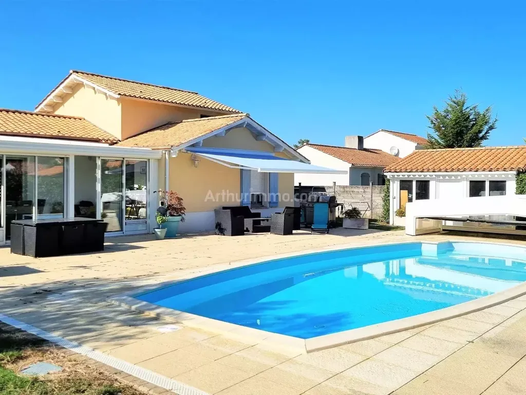 Achat maison à vendre 3 chambres 94 m² - Bretignolles-sur-Mer