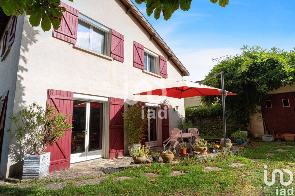 Achat maison à vendre 4 chambres 160 m² - Saint-Mammès