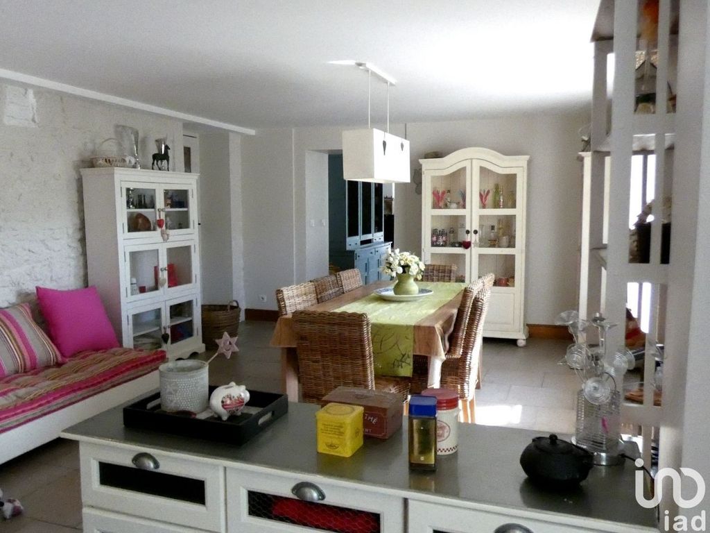Achat maison à vendre 5 chambres 213 m² - Velaine-en-Haye