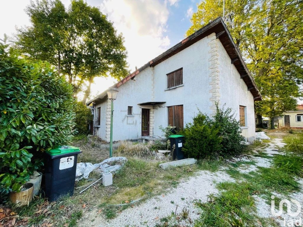 Achat maison à vendre 3 chambres 65 m² - Sainte-Geneviève-des-Bois