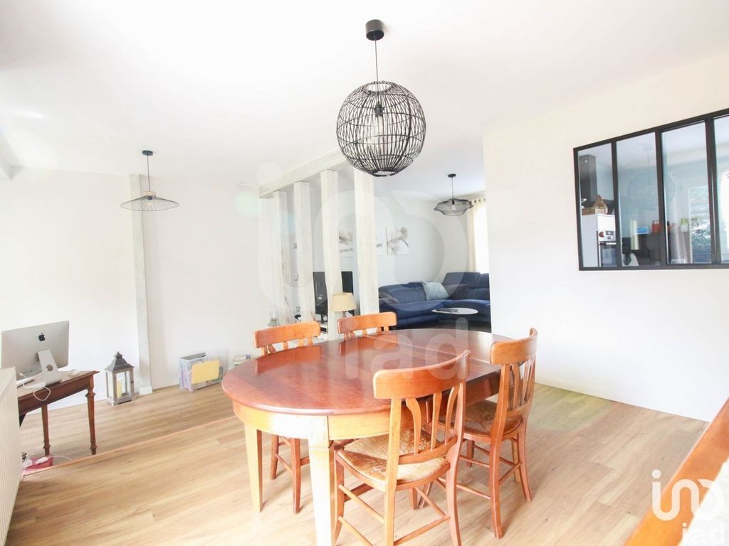 Achat maison à vendre 3 chambres 138 m² - Saint-Avertin