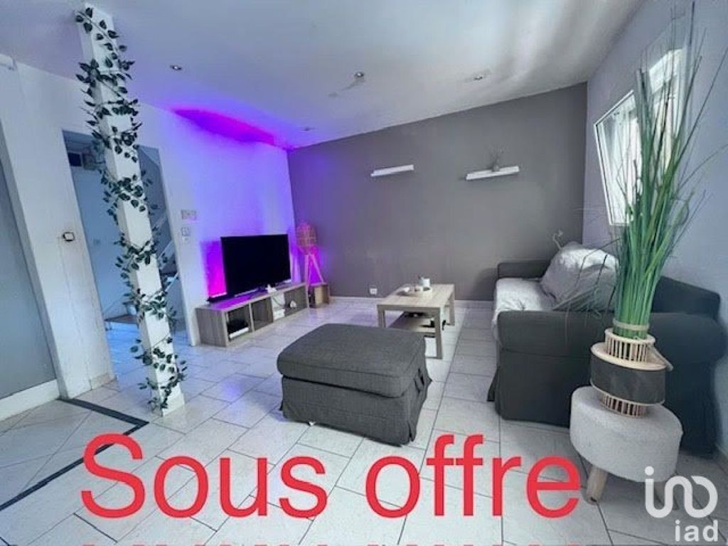 Achat maison à vendre 2 chambres 75 m² - Guénange