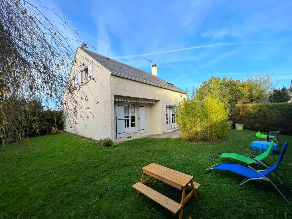 Achat maison à vendre 3 chambres 108 m² - Fontenay-Trésigny