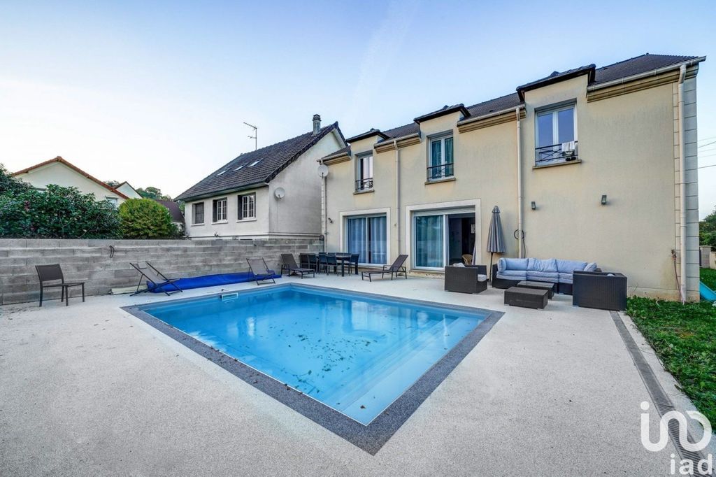 Achat maison à vendre 5 chambres 179 m² - Saint-Brice-sous-Forêt