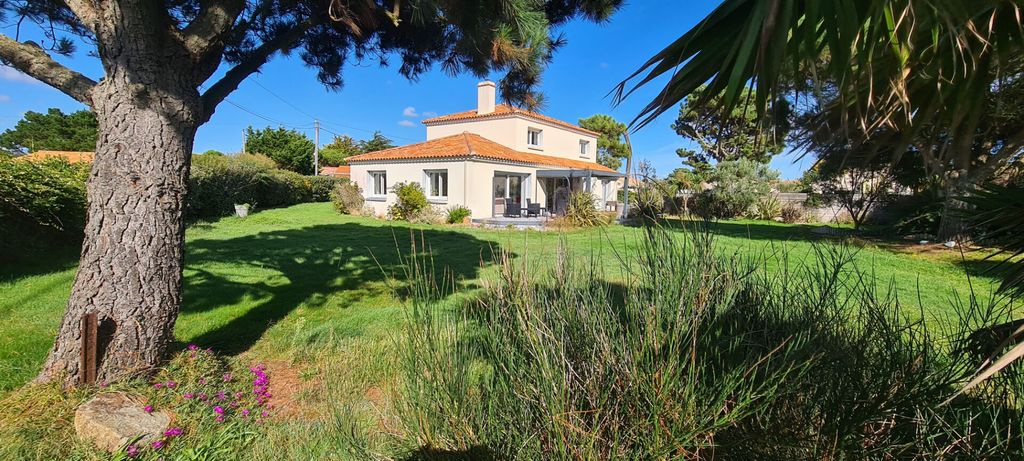 Achat maison à vendre 4 chambres 163 m² - Bretignolles-sur-Mer