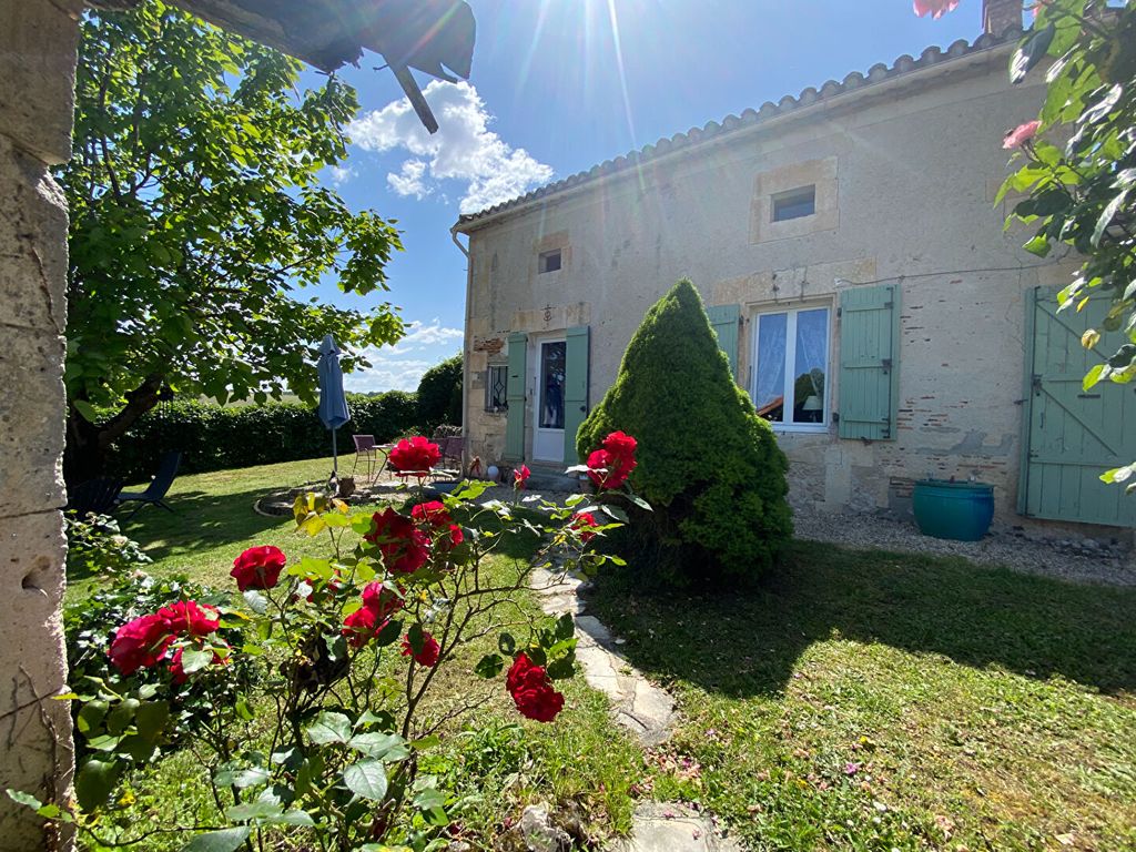 Achat maison à vendre 3 chambres 135 m² - Villebois-Lavalette