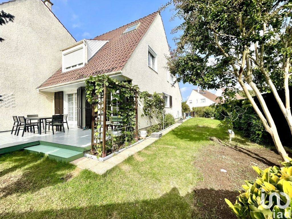 Achat maison à vendre 3 chambres 130 m² - Breuillet