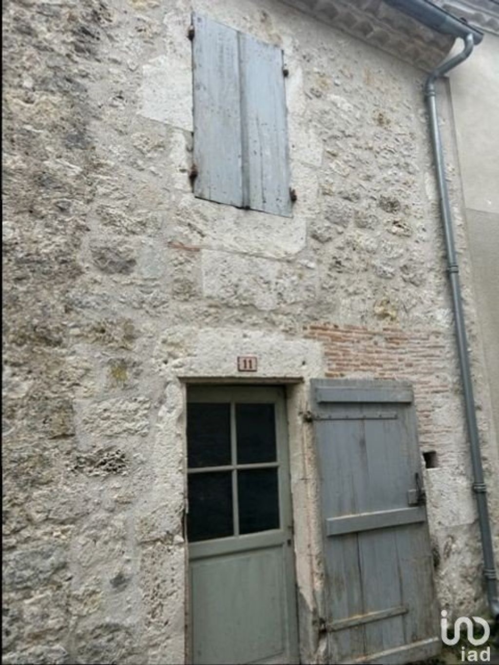 Achat maison à vendre 1 chambre 84 m² - Bourg-de-Visa