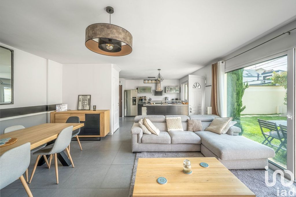 Achat maison à vendre 3 chambres 112 m² - Colombes