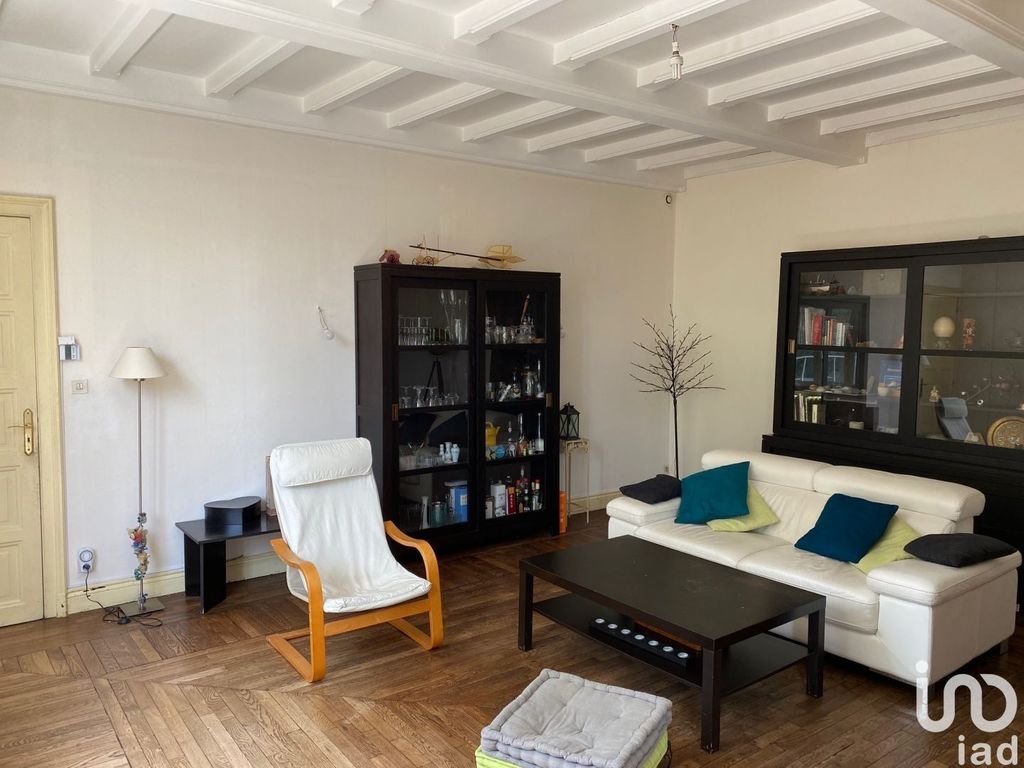 Achat appartement à vendre 6 pièces 220 m² - Saint-Quentin
