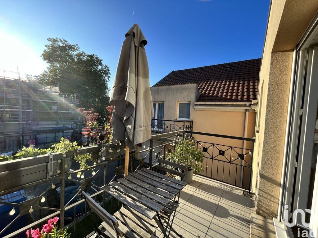 Achat appartement à vendre 3 pièces 64 m² - Trappes