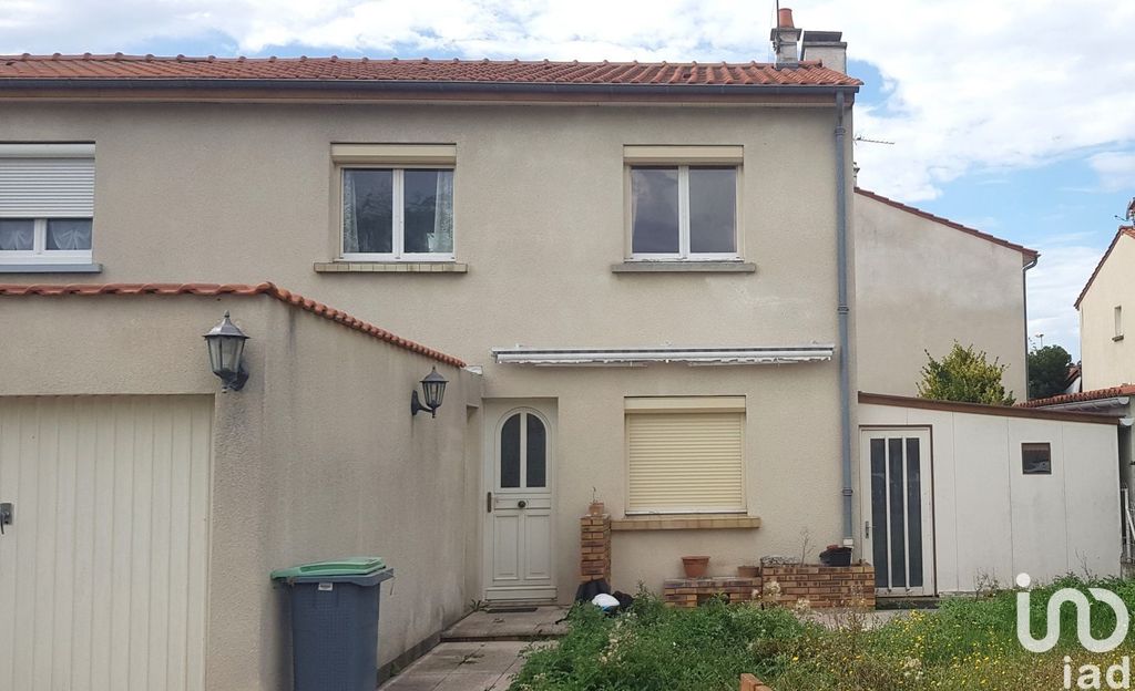 Achat maison à vendre 3 chambres 80 m² - Cournon-d'Auvergne