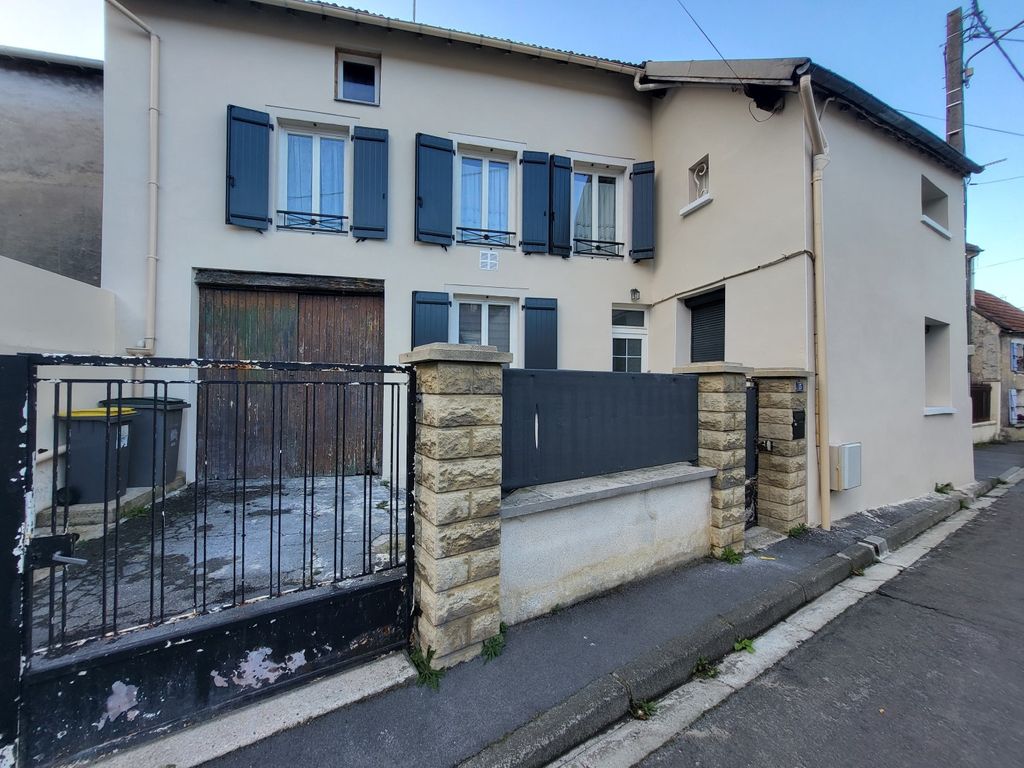 Achat maison à vendre 5 chambres 185 m² - Saâcy-sur-Marne