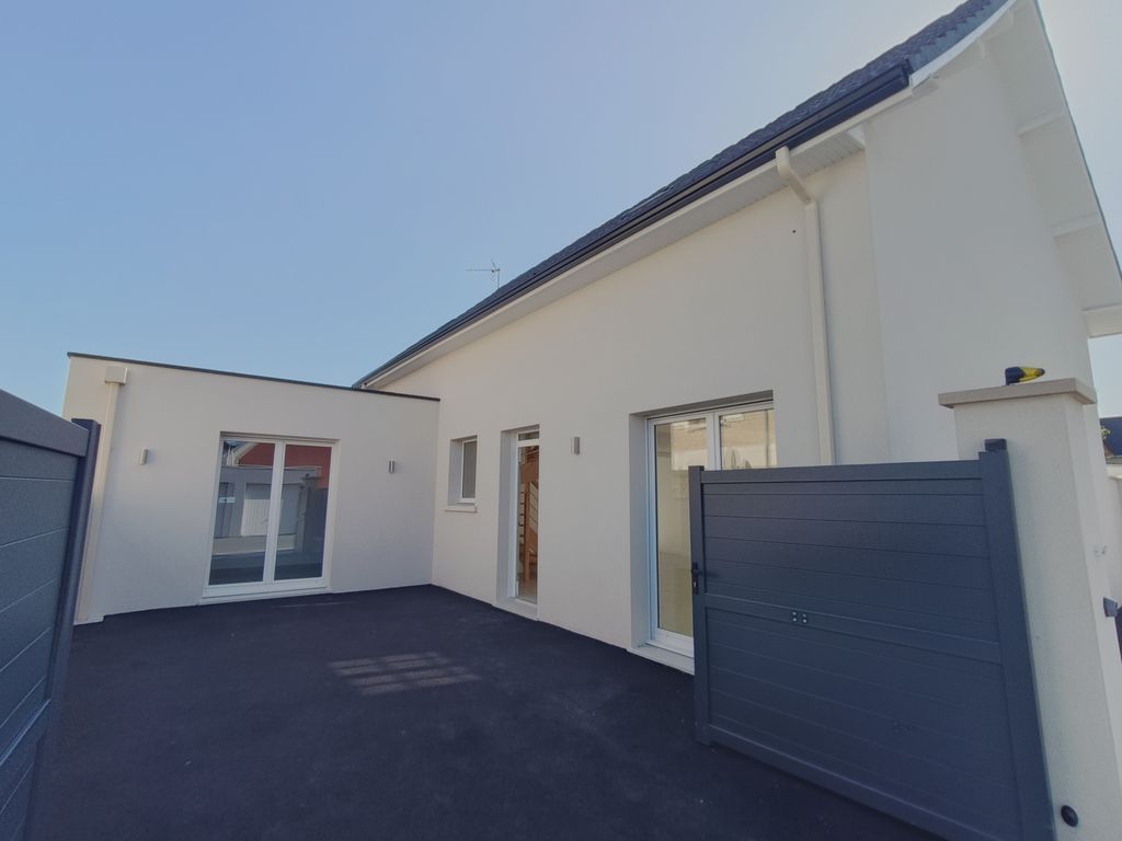 Achat appartement à vendre 6 pièces 137 m² - Merville-Franceville-Plage