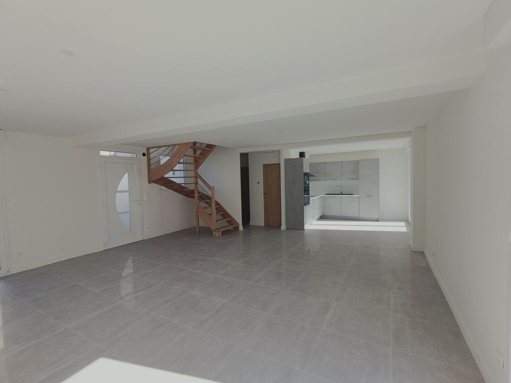Achat appartement à vendre 6 pièces 137 m² - Merville-Franceville-Plage