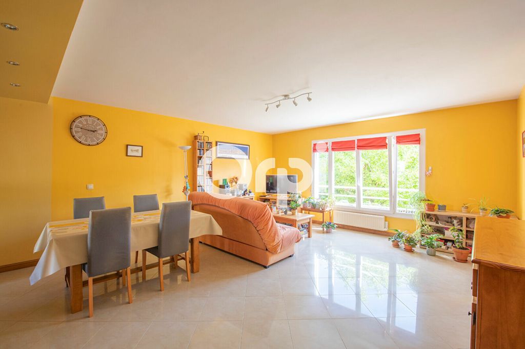 Achat maison à vendre 5 chambres 123 m² - Versailles