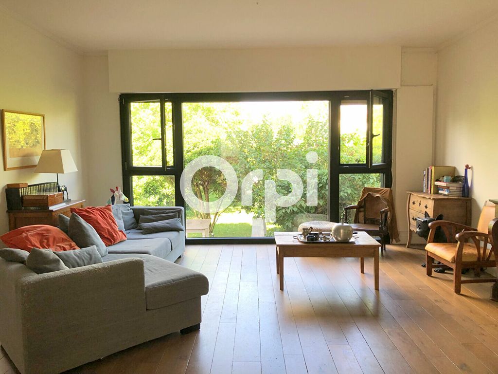 Achat maison à vendre 7 chambres 162 m² - Le Chesnay