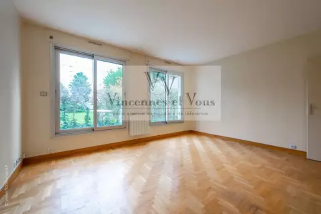 Achat appartement à vendre 2 pièces 49 m² - Vincennes