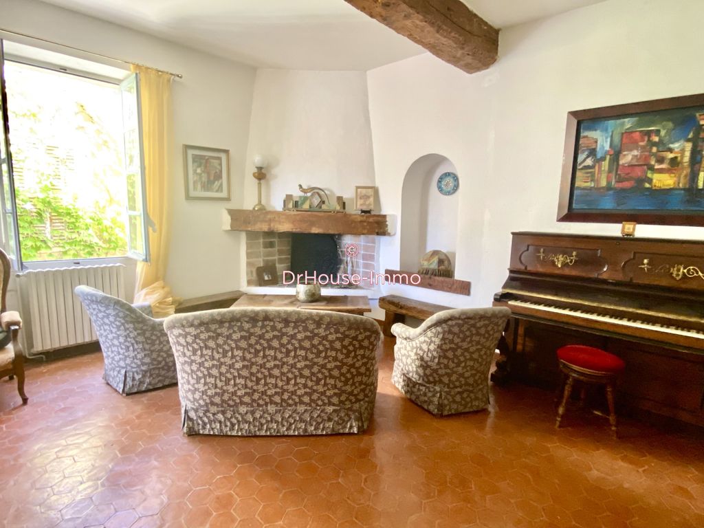 Achat maison à vendre 2 chambres 150 m² - Le Castellet