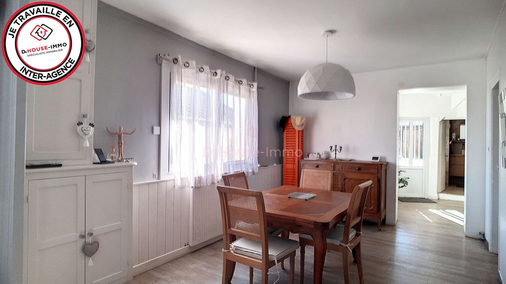 Achat maison à vendre 5 chambres 165 m² - La Ferté-Saint-Aubin