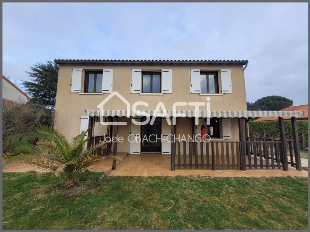 Achat maison à vendre 4 chambres 153 m² - Châtillon-sur-Thouet