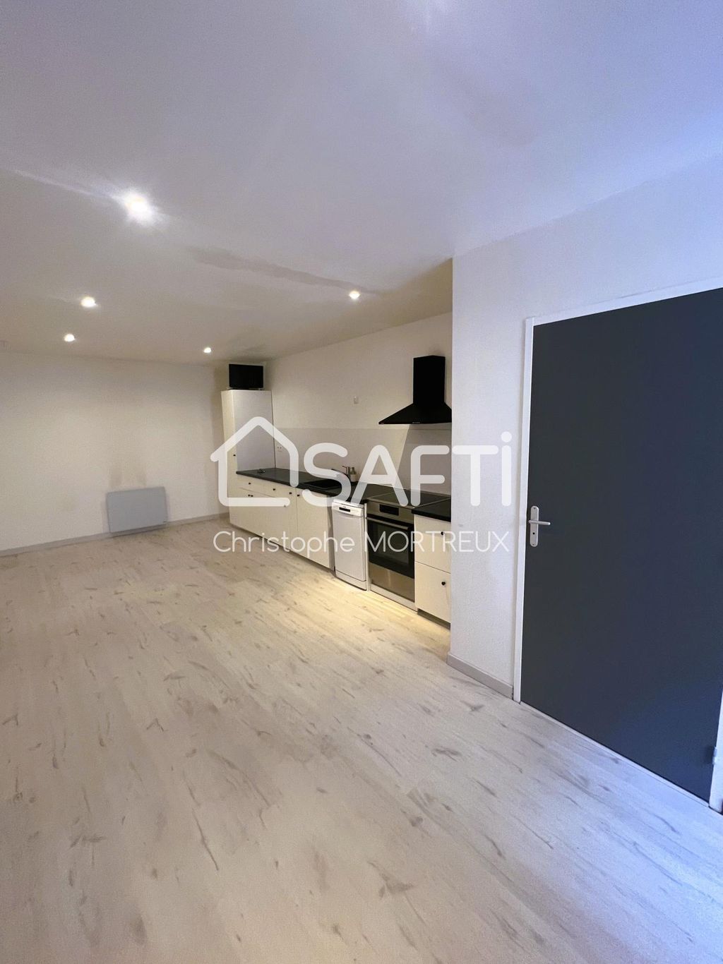 Achat triplex à vendre 3 pièces 90 m² - Montfort-sur-Argens