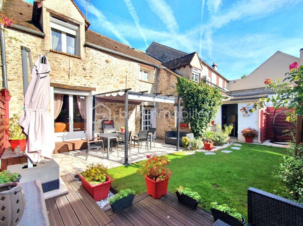 Achat maison à vendre 5 chambres 155 m² - Le Châtelet-en-Brie