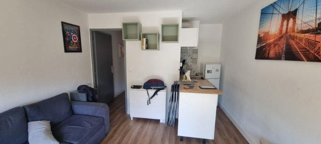 Achat appartement à vendre 2 pièces 24 m² - Saint-Raphaël
