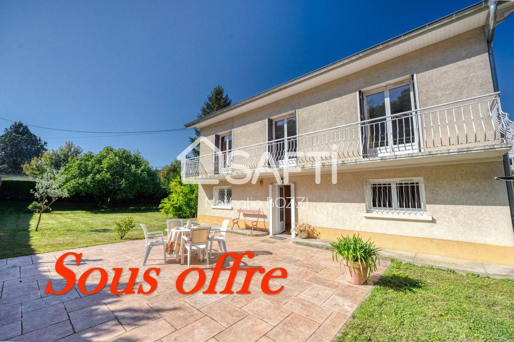 Achat maison à vendre 3 chambres 163 m² - Saint-Martin-d'Hères