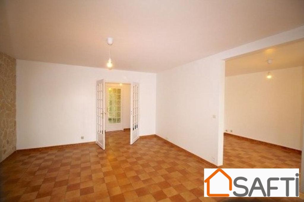 Achat appartement à vendre 5 pièces 96 m² - Évry