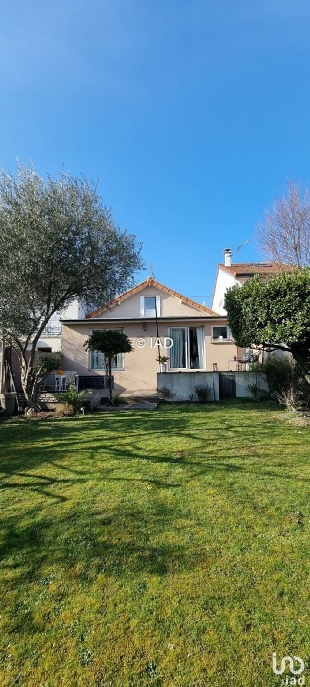 Achat maison à vendre 4 chambres 108 m² - Carrières-sur-Seine