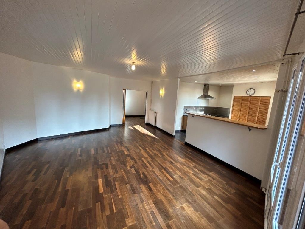 Achat appartement à vendre 3 pièces 89 m² - Épernon