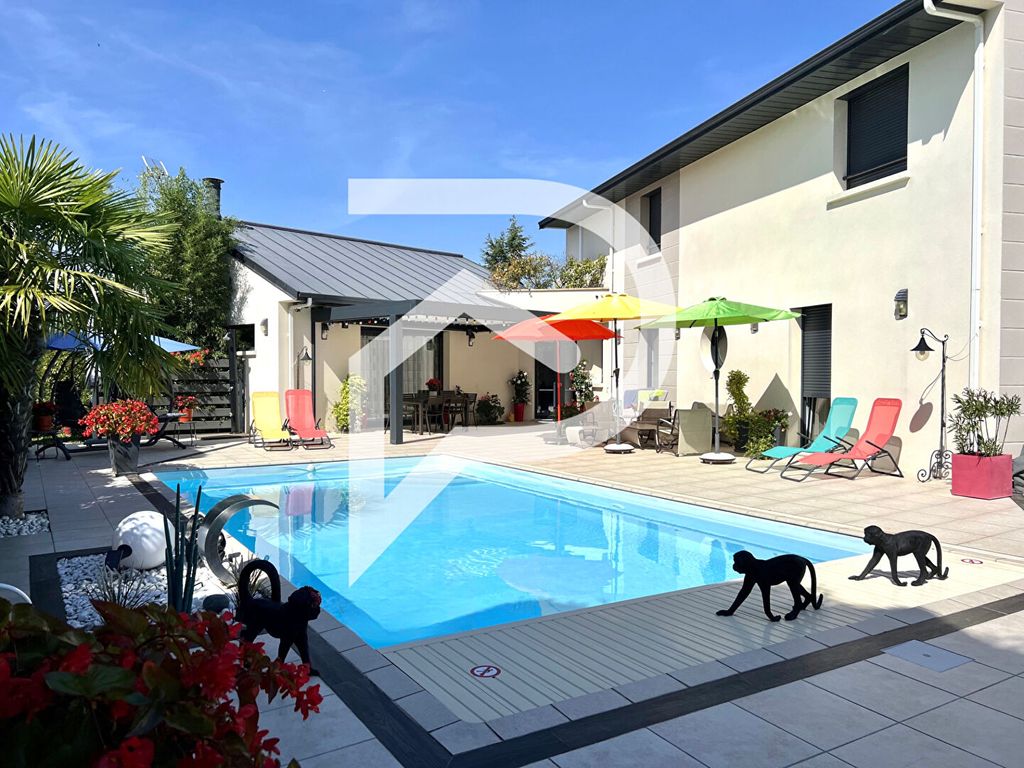 Achat maison à vendre 6 chambres 317 m² - Bailly-Romainvilliers