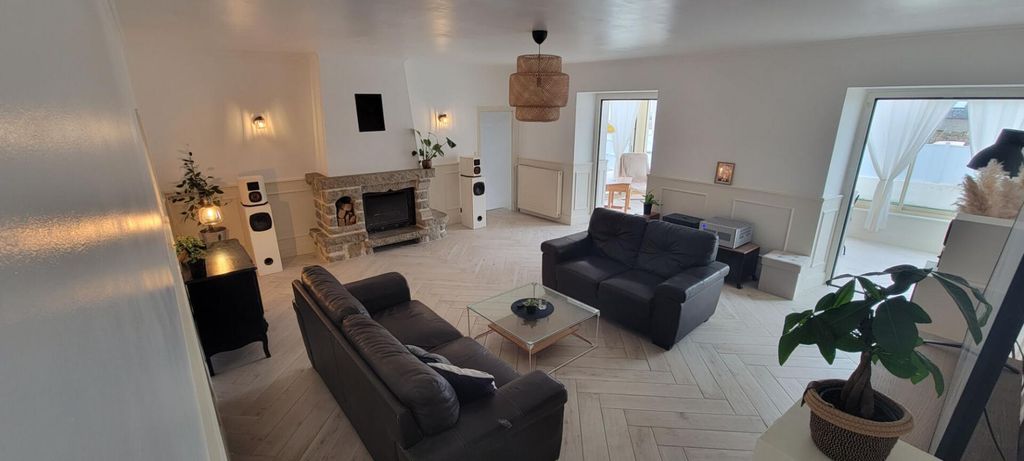 Achat maison à vendre 4 chambres 131 m² - Lorient