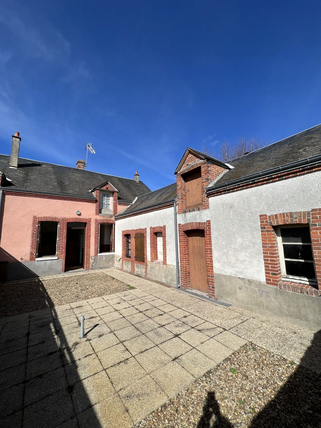 Achat maison à vendre 2 chambres 94 m² - Sully-sur-Loire