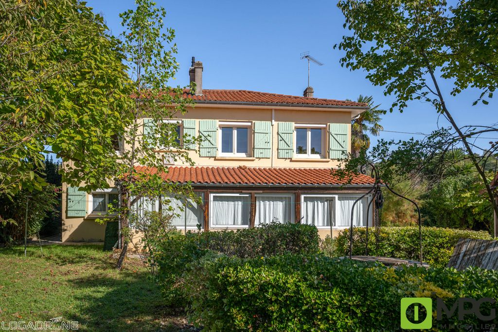 Achat maison à vendre 4 chambres 169 m² - Villeneuve-sur-Lot