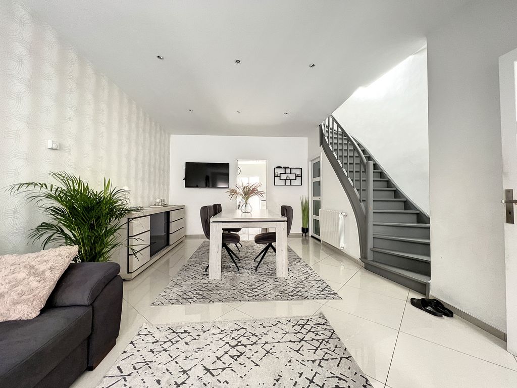 Achat maison à vendre 3 chambres 107 m² - Lille