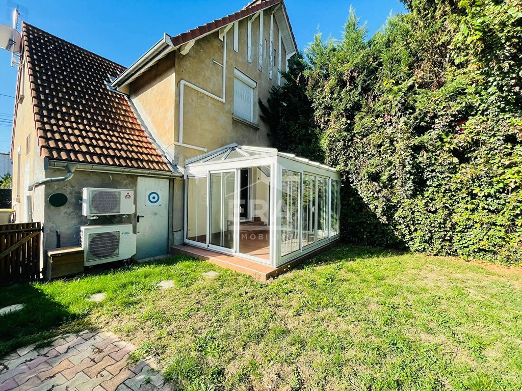 Achat maison à vendre 2 chambres 76 m² - Villefranche-sur-Saône