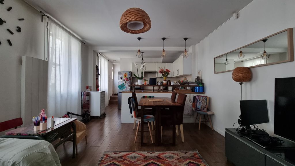 Achat maison à vendre 2 chambres 73 m² - Montreuil