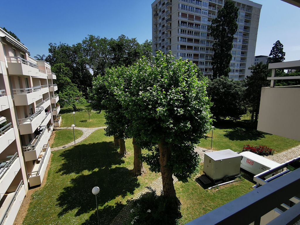 Achat appartement à vendre 3 pièces 71 m² - Angers